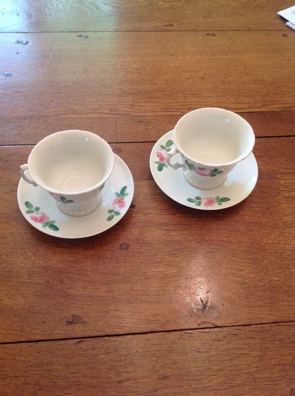 Deux tasses en porcelaine Louis Philippe XIX&egrave;me Dcoration