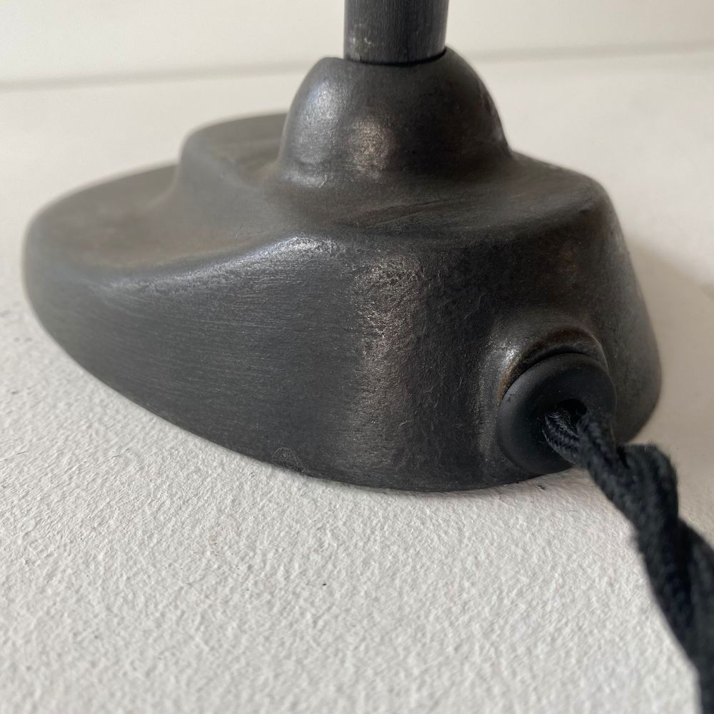 ANCIENNE LAMPE DE BUREAU BAUHAUS "&nbsp;KANDEM&nbsp;"
D�coration