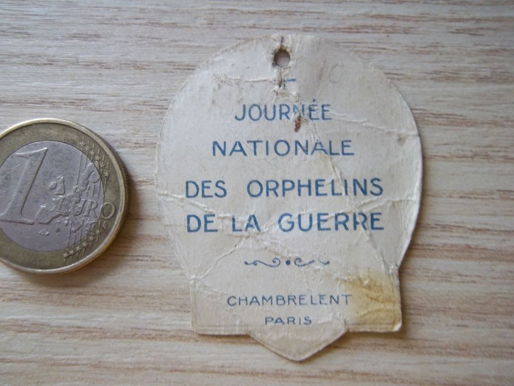 insigne journ&eacute;e orphelins guerre 14/1918 