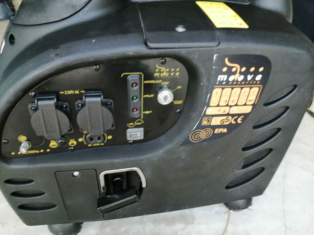Groupe &eacute;lectrog&egrave;ne 2000W MOOVE R&eacute;f GE2000i neuf Bricolage