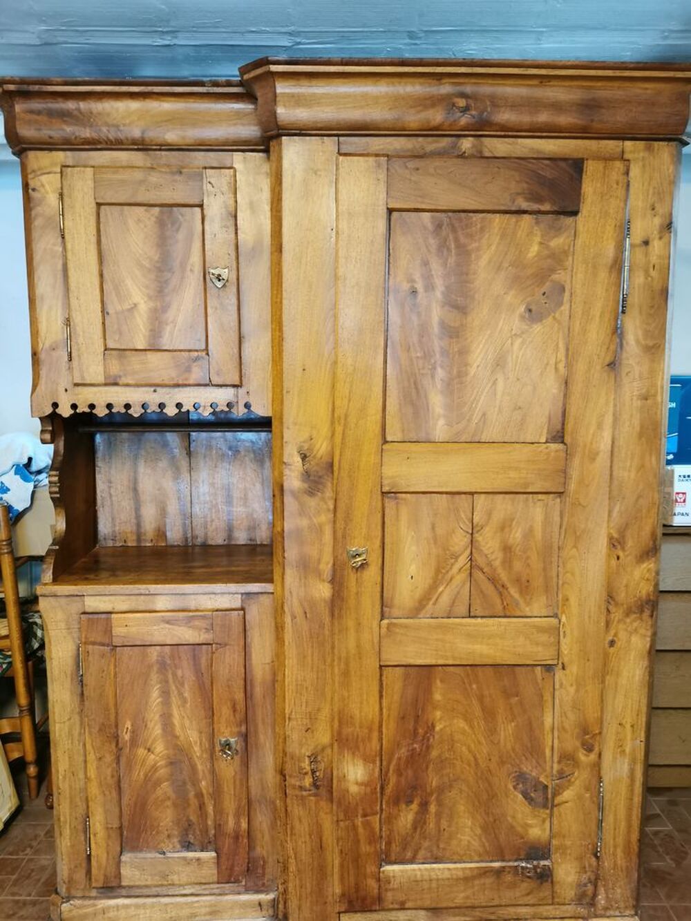 TR&Egrave;S BELLE ARMOIRE ALSACIENNE OLMER LOUIS PHILIPPE Meubles