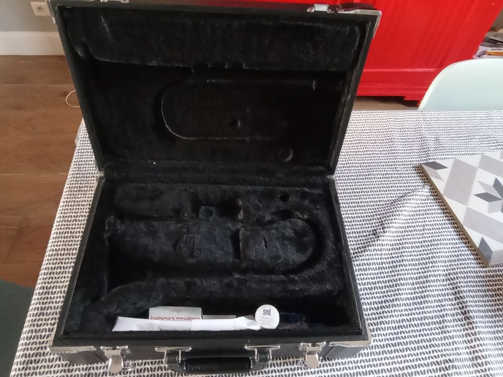 Trompette type CORNET de la marque JUPITER. Instruments de musique