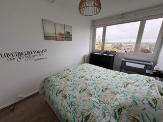 Vente Appartement Cergy Grand Centre, 77 m² rénové, grand séjour lumineux ! Cergy