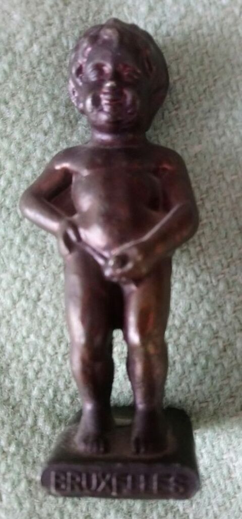 MANNEKEN PIS 15 La Courneuve (93)