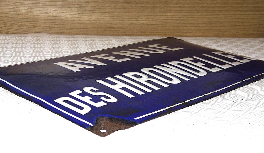 Grande Plaque &eacute;maill&eacute;e avenue des hirondelles plaque &eacute;mail bomb&eacute;e d&eacute;co antiquit&eacute; 