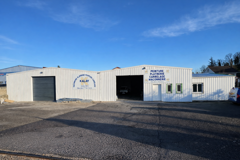   ? ? GRAND D�P�T / LOCAL D'ACTIVIT� ? ST-H�AND (42) Atelier - 11 pi�ce(s) - 720 m�