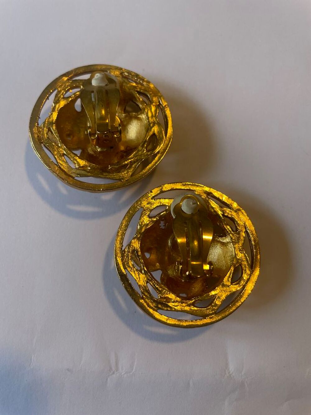 BO Boucles d'Oreilles Ronde dor&eacute;e arabesques LANVIN Bijoux et montres