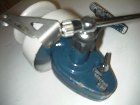 Moulinet lancer lourd MITCHELL 498 65 Roques (31)