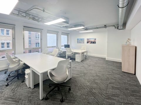 Basculez vers un espace de bureau ouvert pr&ecirc;t &agrave; l'emploi pour 15 personnes &agrave; Paris, 29 Rue Blanche 6827 75009 Paris
