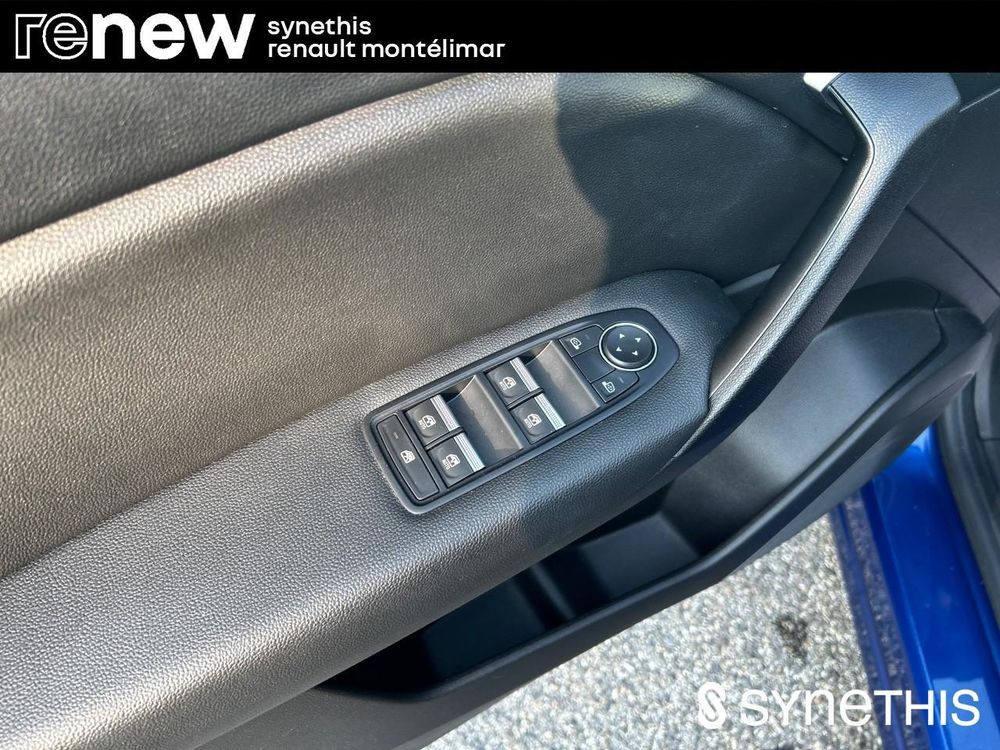 Captur E-Tech full hybrid 145 Techno fast track 2023 occasion 26200 Mont&eacute;limar