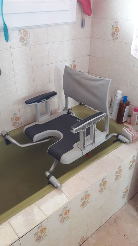 FAUTEUIL DE BAIGNOIRE  PIVOTANT 90 Millau (12)