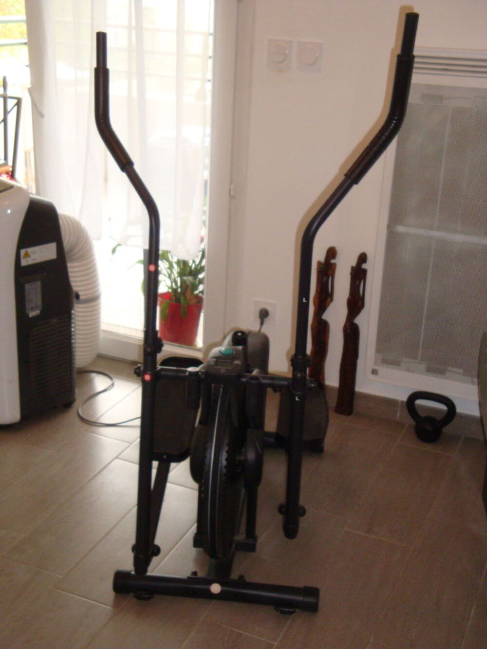 V&eacute;lo &eacute;liptique Sports