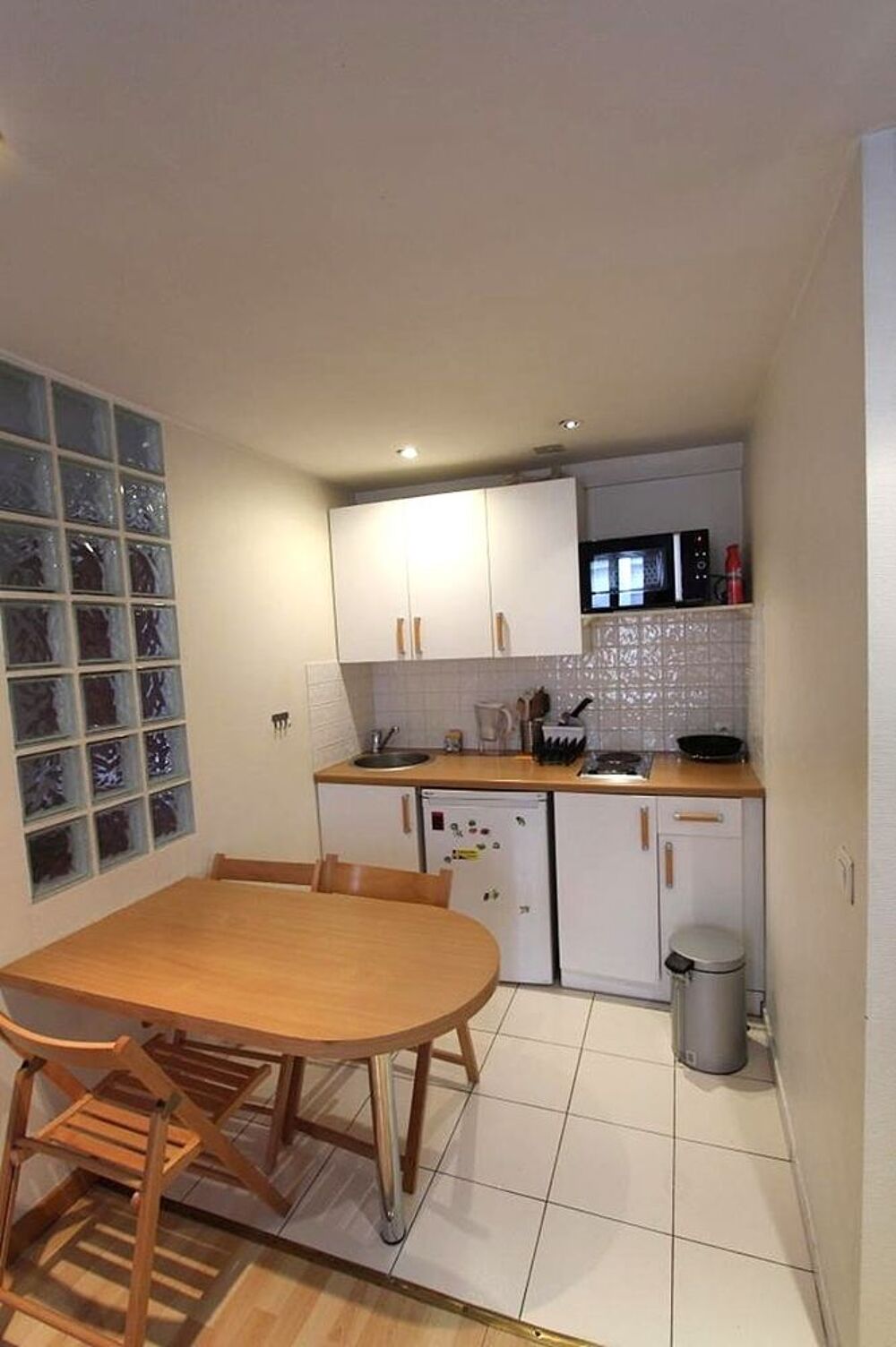 Location Appartement 2 pièces de 33m² au 3ème étage Lyon 3