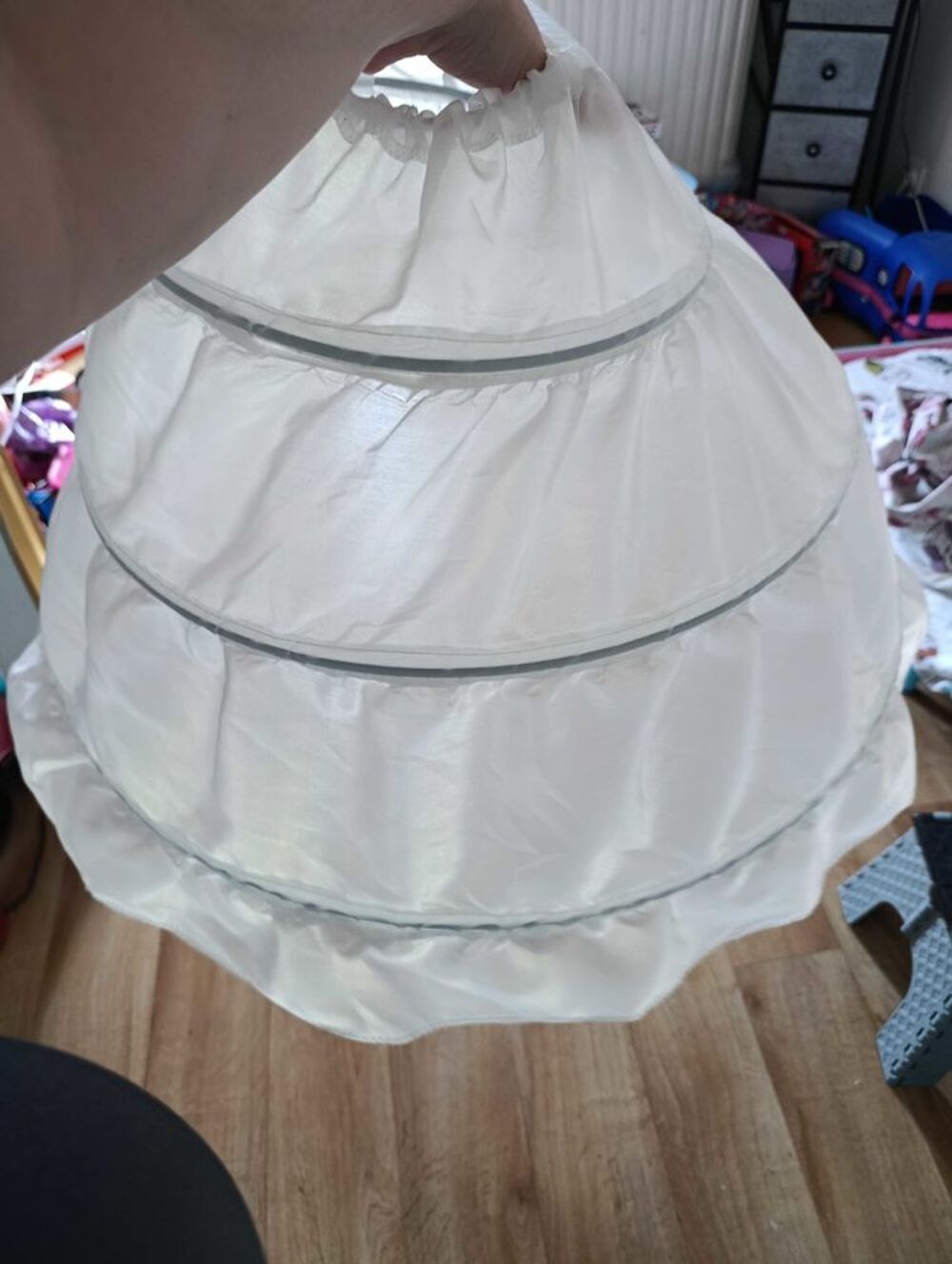 des cerceau pour robe j en ai 3. Vêtements