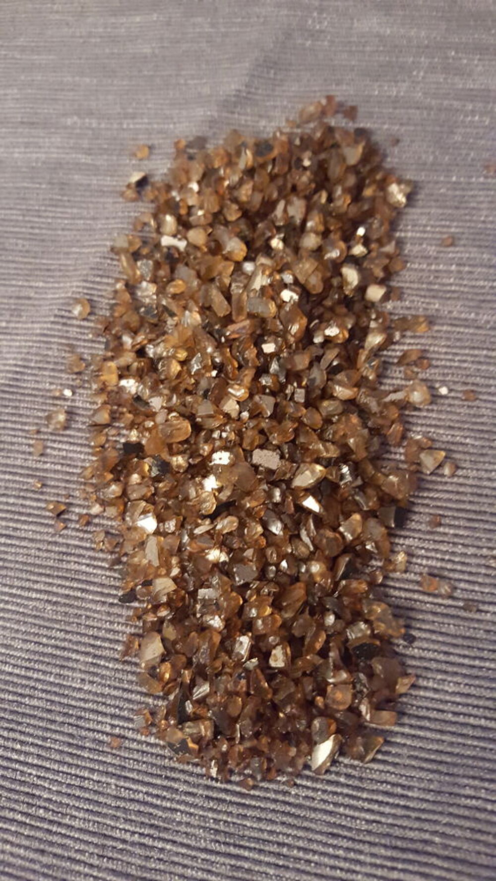 Granules gravier Marron pour deco table aquarium D�coration