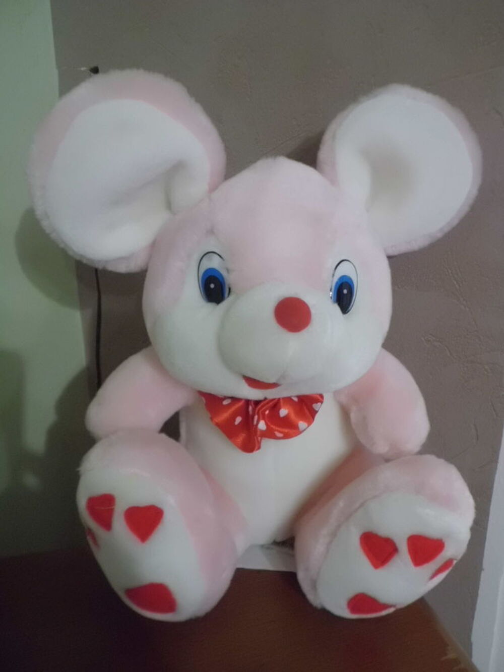 SOURIS ROSE ET BLANCHE ELUZ Jeux / jouets