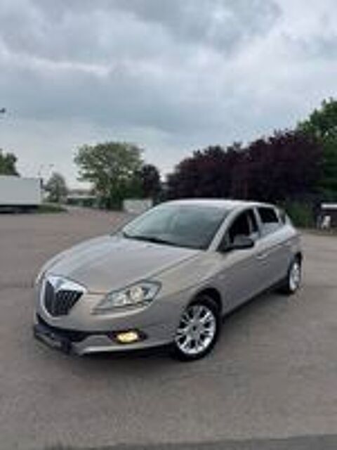 Annonce voiture Lancia Delta 5900 