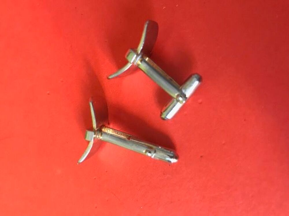 Boutons de manchette ann&eacute;es 30 Bijoux et montres