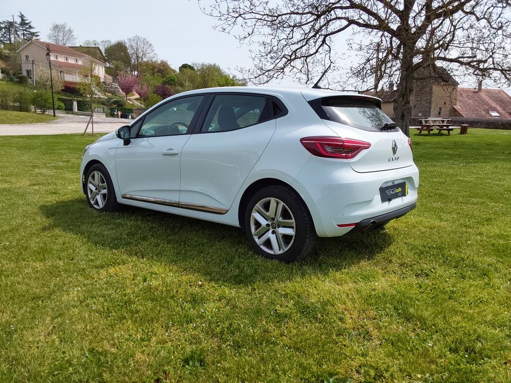Clio V RENAULT CLIO V BLUE DCI 85 CV BUSINESS 2020 occasion 38080 Saint-Marcel-Bel-Accueil