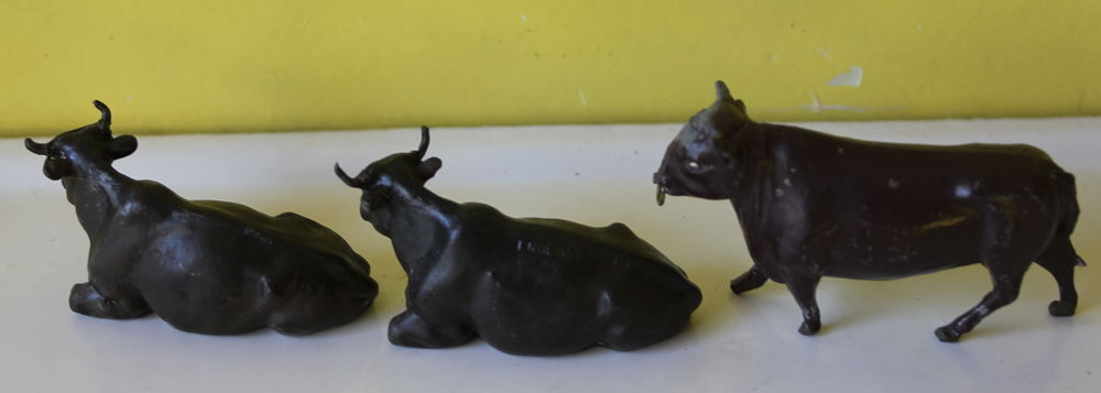 Vaches et taureau plomb creux BRITAINS Jeux / jouets