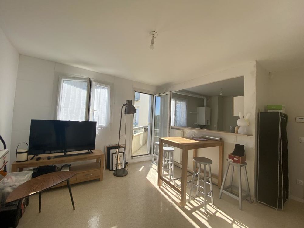 Vente Appartement Appartement 3 pièces avec balcon, parking et cave. Reims