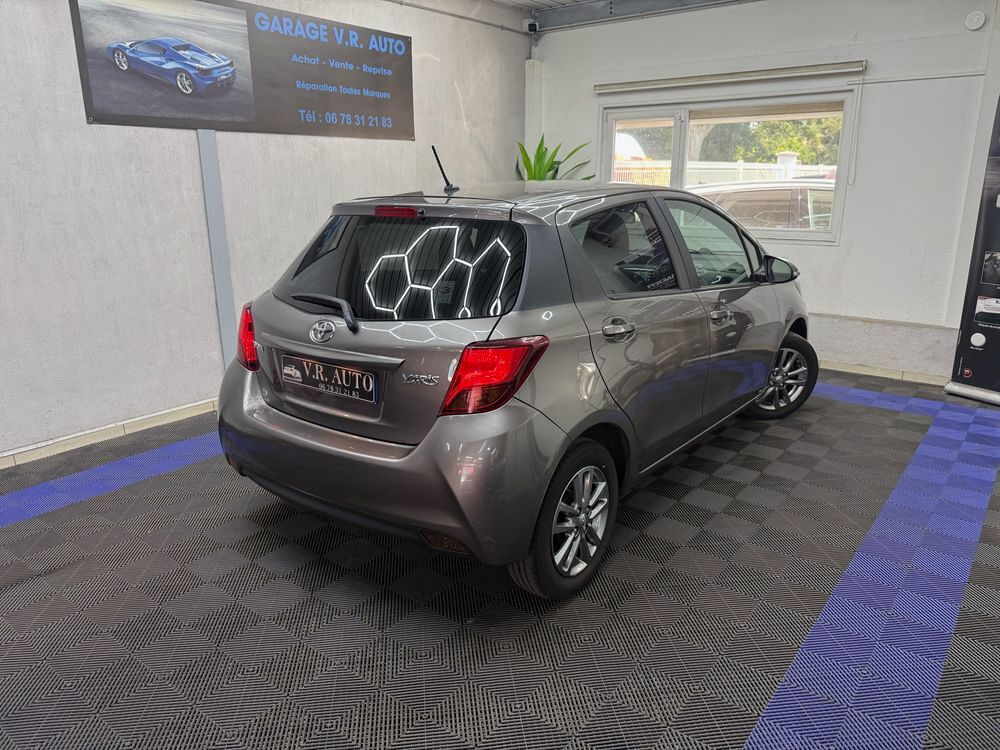 Yaris 100 VVT-i Design 2017 occasion 69120 Vaulx-en-Velin