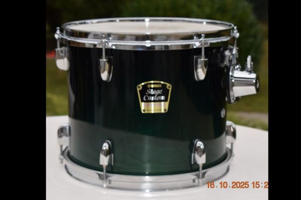 TOM 12" YAMAHA STAGE CUSTOM ADVANTAGE Instruments de musique