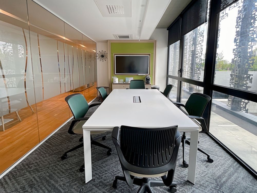   Louez un grand espace de bureau pour 50 personnes à Toulouse, Ramonville Ramonville-saint-agne
