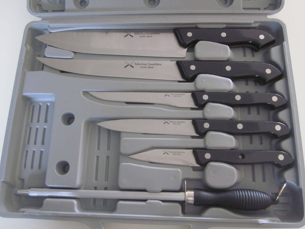Tr&egrave;s belle mallette de cuisine neuve.
Electroménager