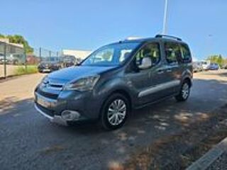 Berlingo HDi 90 FAP Pack Alu 2011 occasion 34690 Fabr&egrave;gues