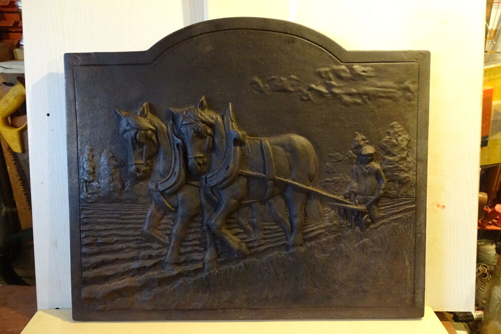 Bas-relief en m&eacute;tal de sc&egrave;ne champ&ecirc;tre sign&eacute; Décoration