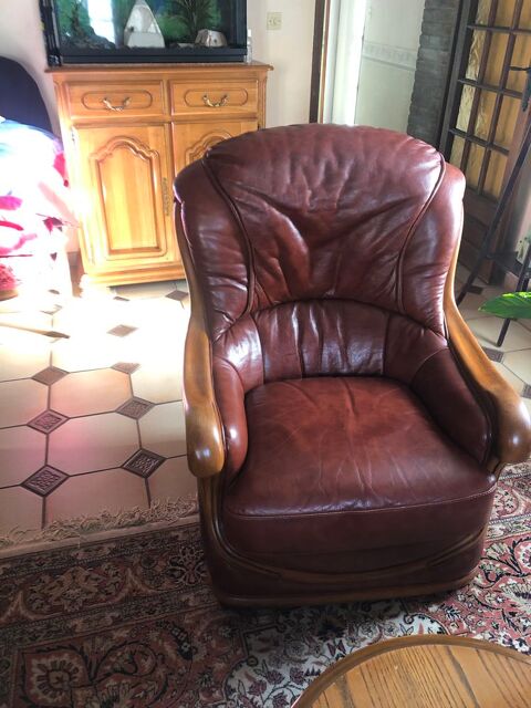 Bel ensemble canap� et fauteuils cuir 0 Toucy (89)