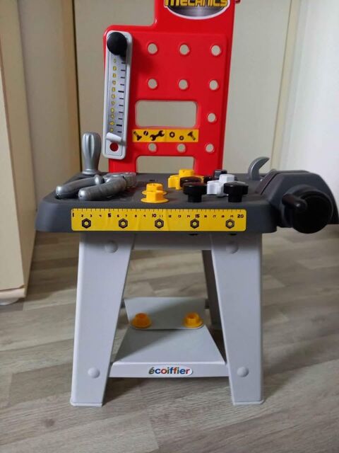 Etabli ecoiffier mecanics 10 Morhange (57)