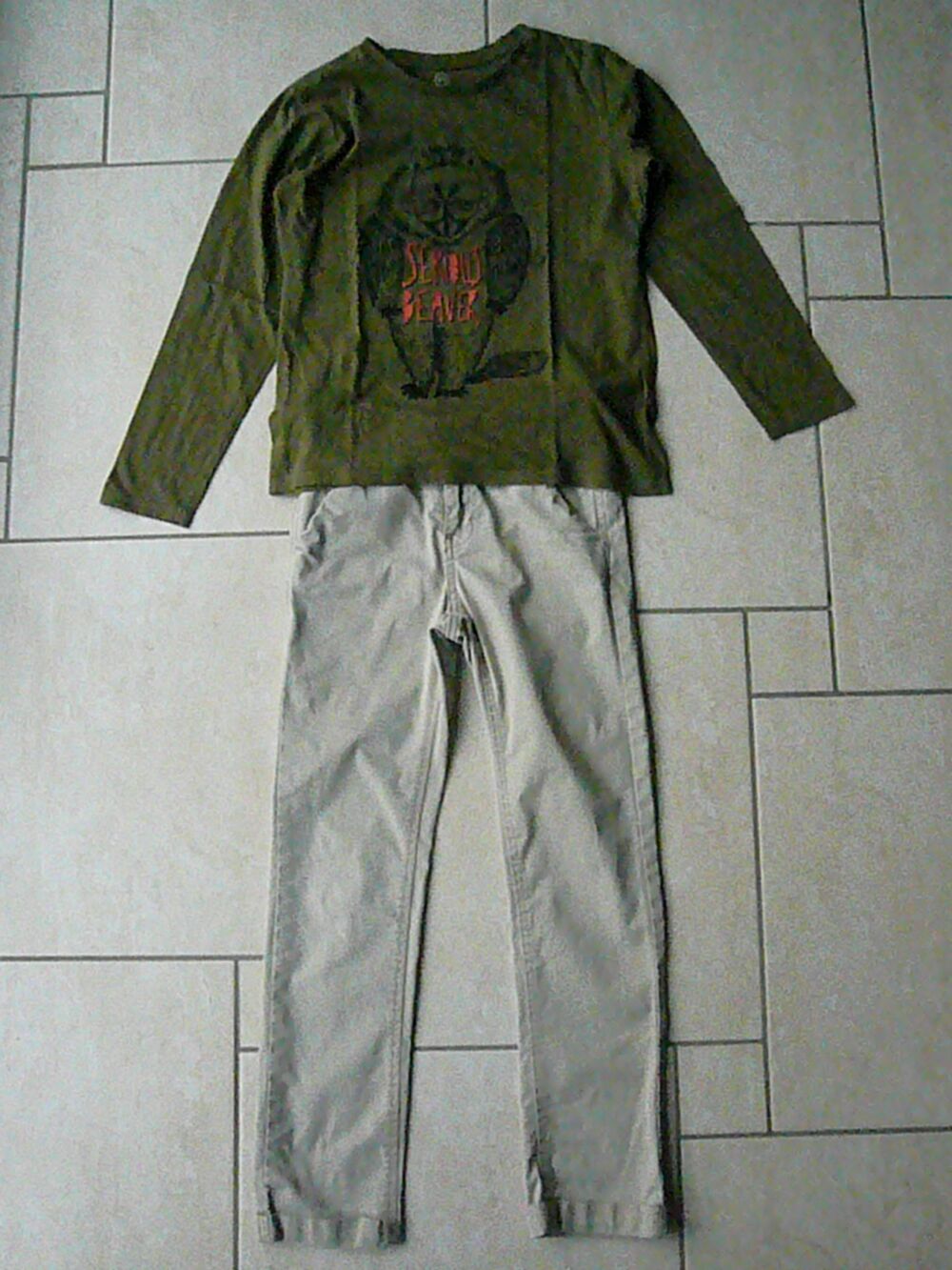 Ensemble 2 pi&egrave;ces 9 ans (n&deg;3) Vêtements enfants