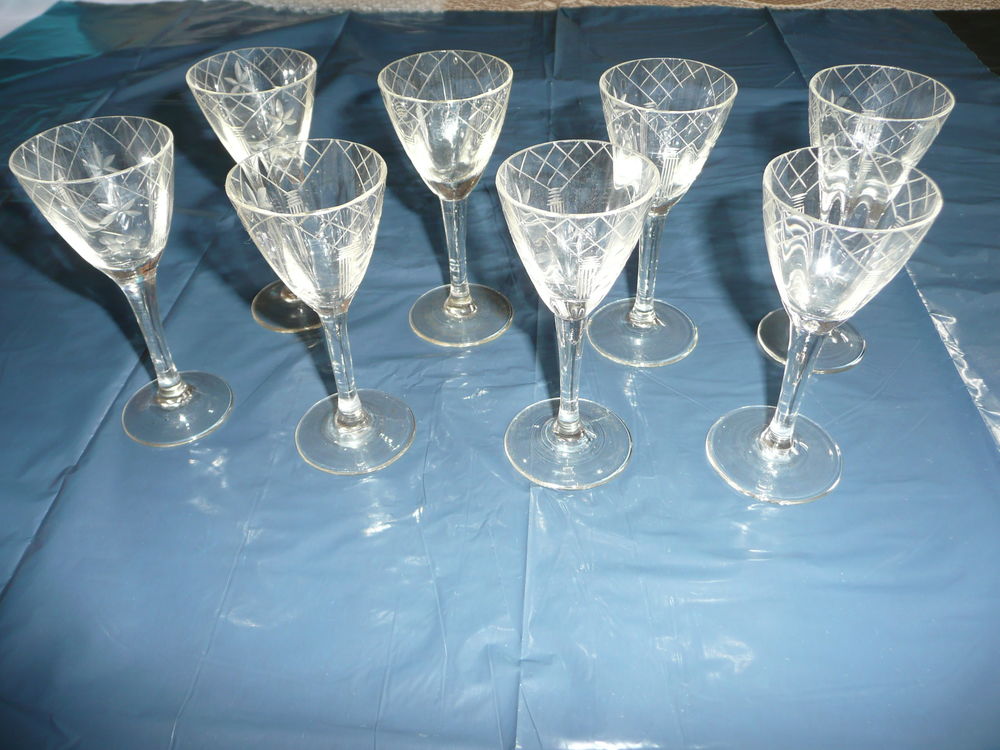 Verres a liqueur anciens Cuisine