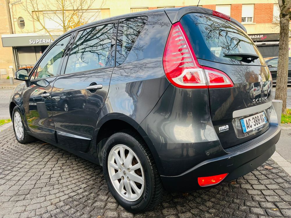 Sc&eacute;nic III Scenic III dCi 130 FAP Privil&egrave;ge Euro 5 2009 occasion 78800 Houilles