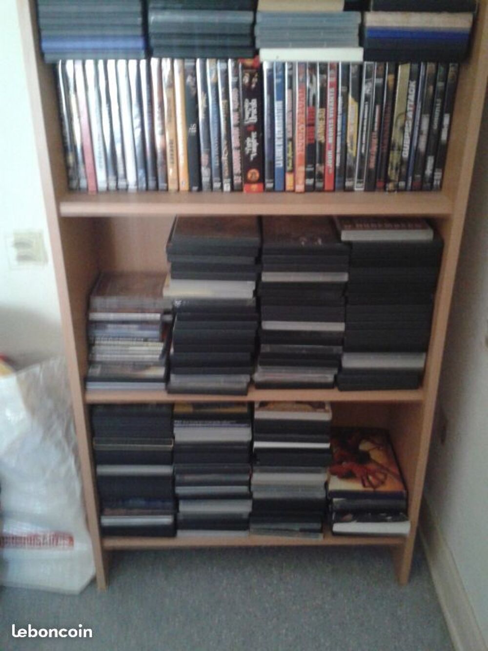 Lot de 400 DVD environ DVD et blu-ray