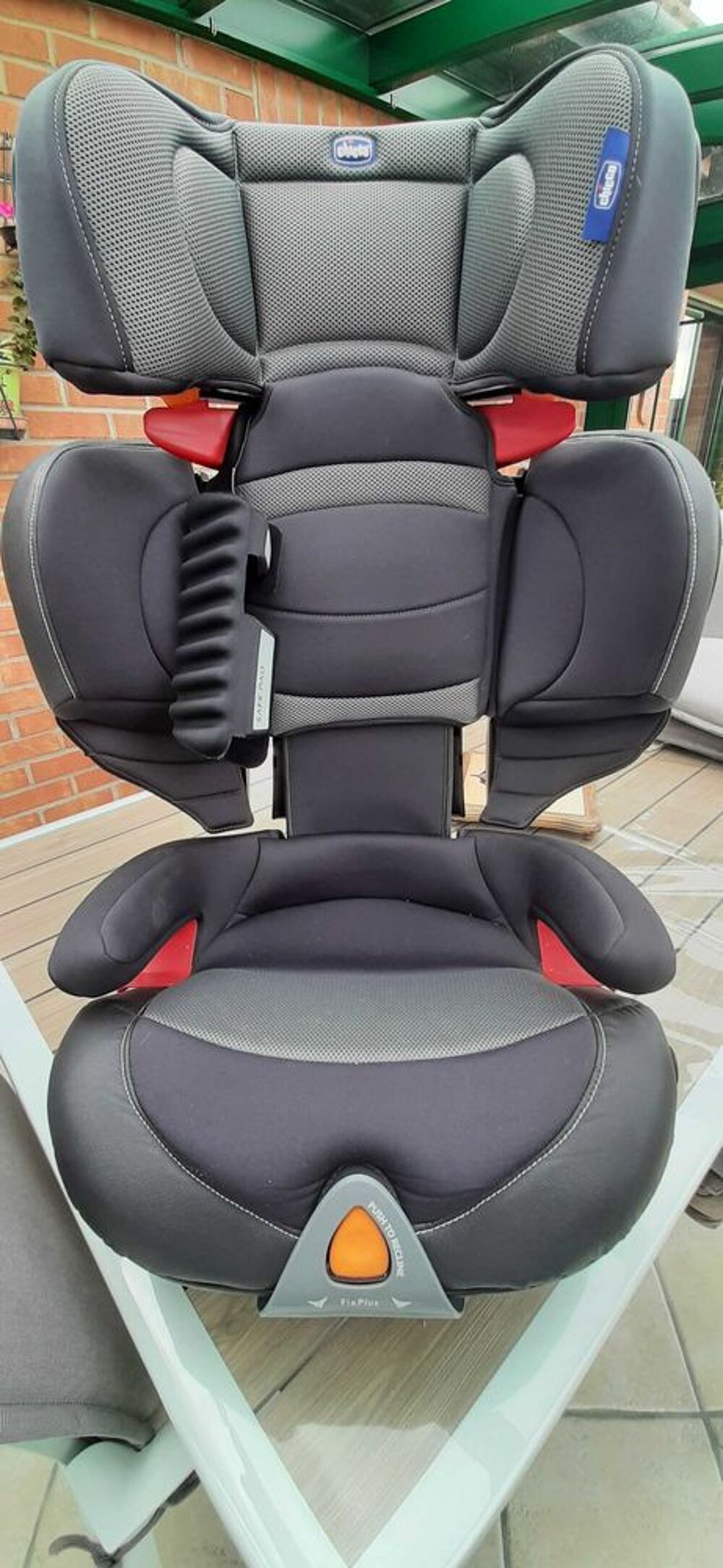 Siege auto Rehausseur chicco oasis evo 2-3 Puériculture