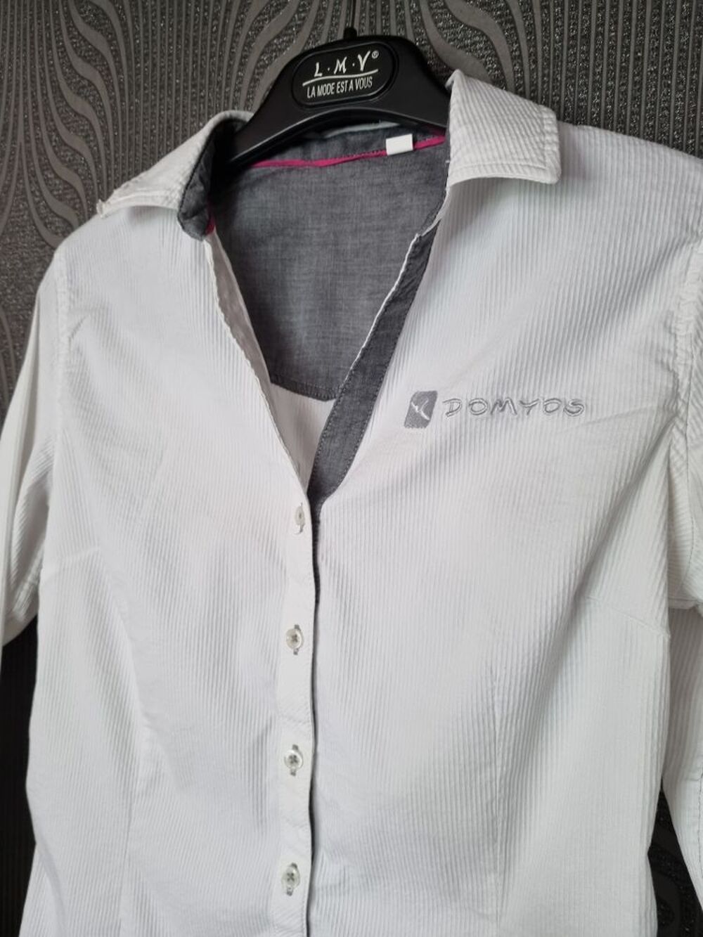 Chemisier Blanc Domyos Brod&eacute; Gris et Fushia Vêtements