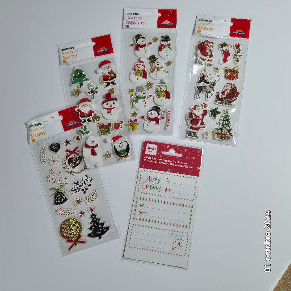 Lot de gommettes stickers sur le th&egrave;me de no&euml;l, p&egrave;re no&euml;l, s Décoration