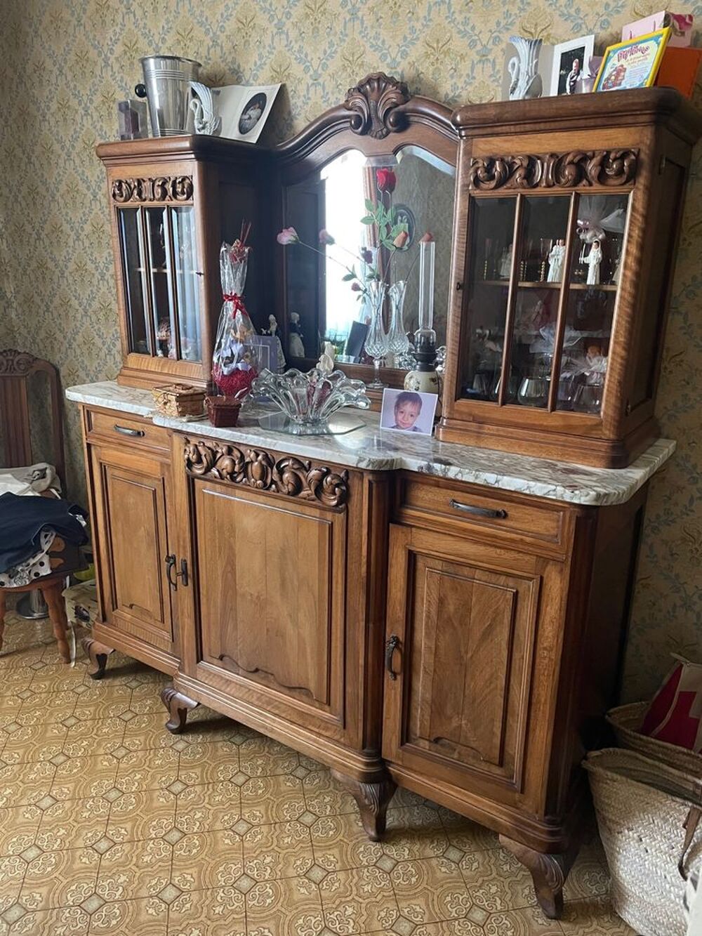 salle &agrave; manger de famille Meubles