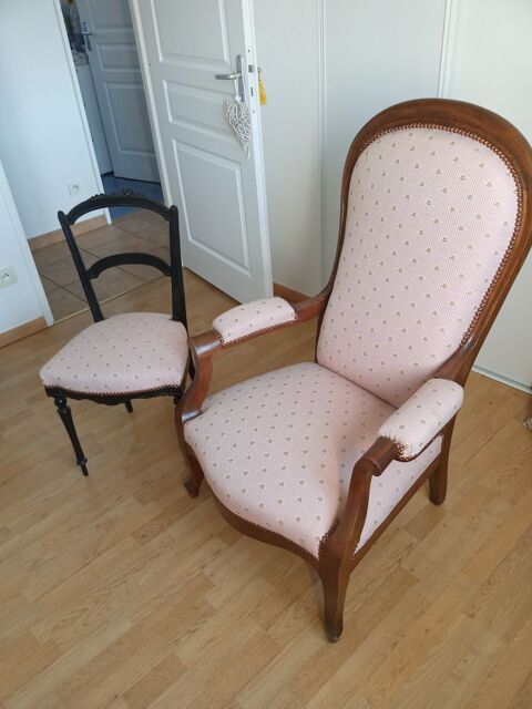 fauteuil voltaire  et chaise assortie 250 Souillac (46)