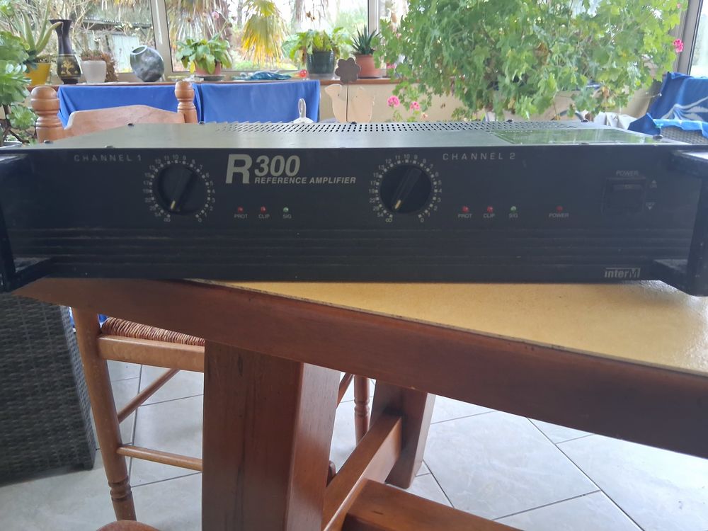 ampli et 2 enceintes Audio et hifi