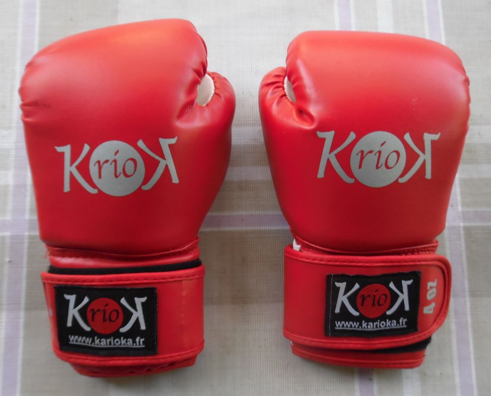 Gants de boxe enfant 6/8 ans Karioka rio 4 0Z bon &eacute;tat Sports