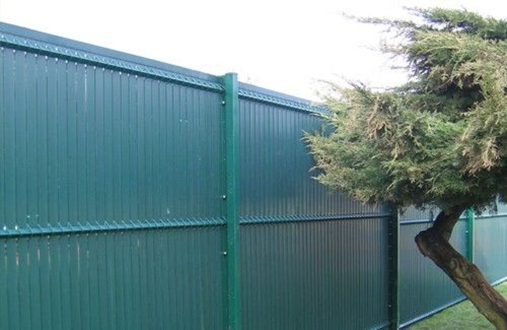 Lot 50ml Panneaux rigide et poteau avec lames pvc Jardin