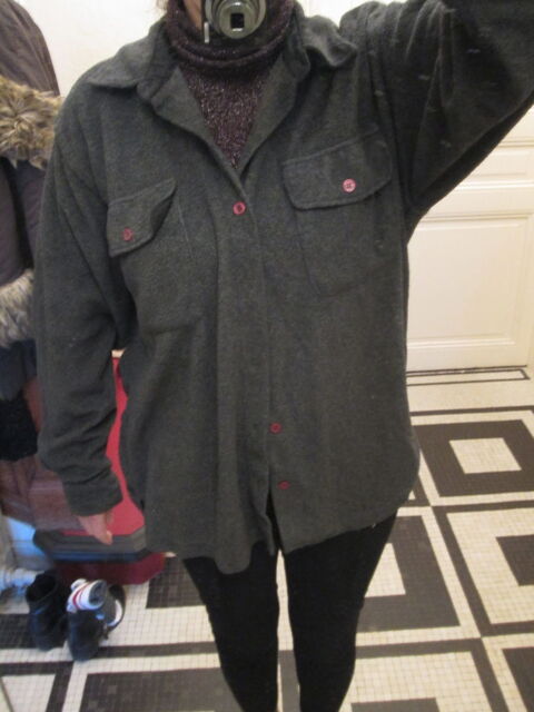 Veste grise polyester American city L 5 Herblay (95)