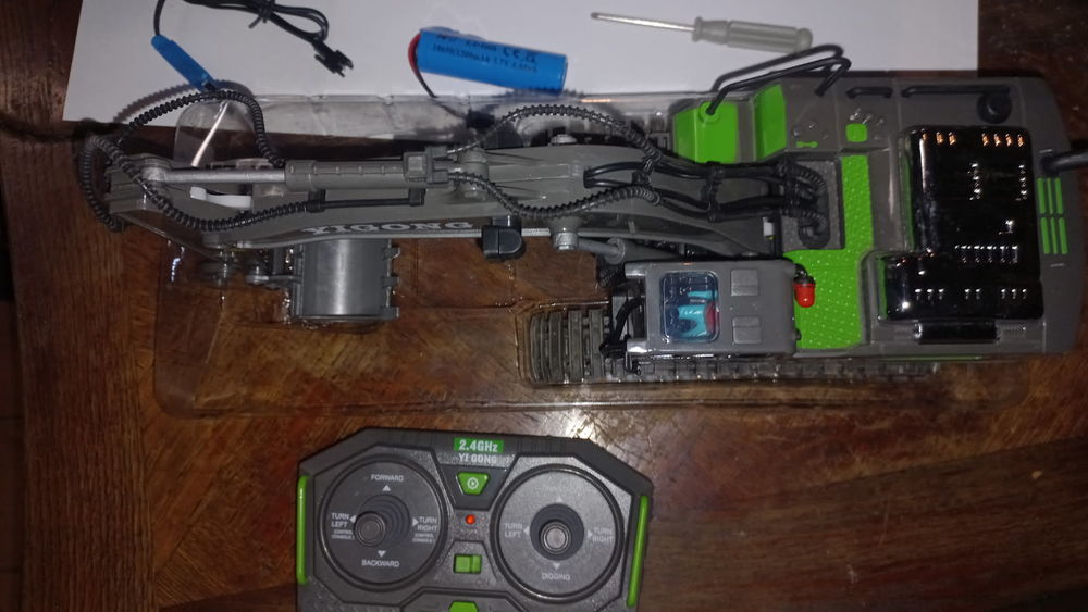 Grue telecommand&eacute;e Jeux / jouets