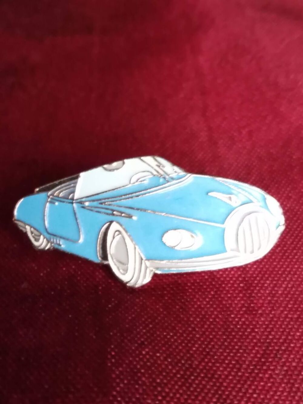 Pin's voiture spirou 