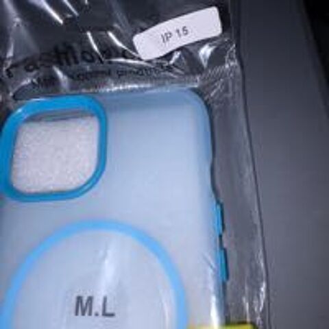 Coque magnétique MagSafe iPhone 15 €  Bleu ciel (Neuve) 10 Nantes (44)