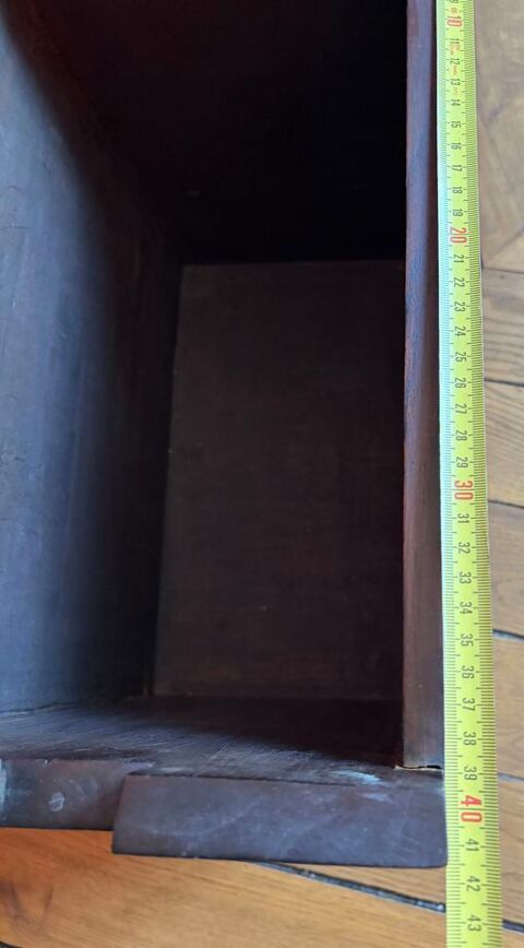 Superbe meuble en bois massif €  Style contemporain €  Nombreux rangements Paris 9 (75)